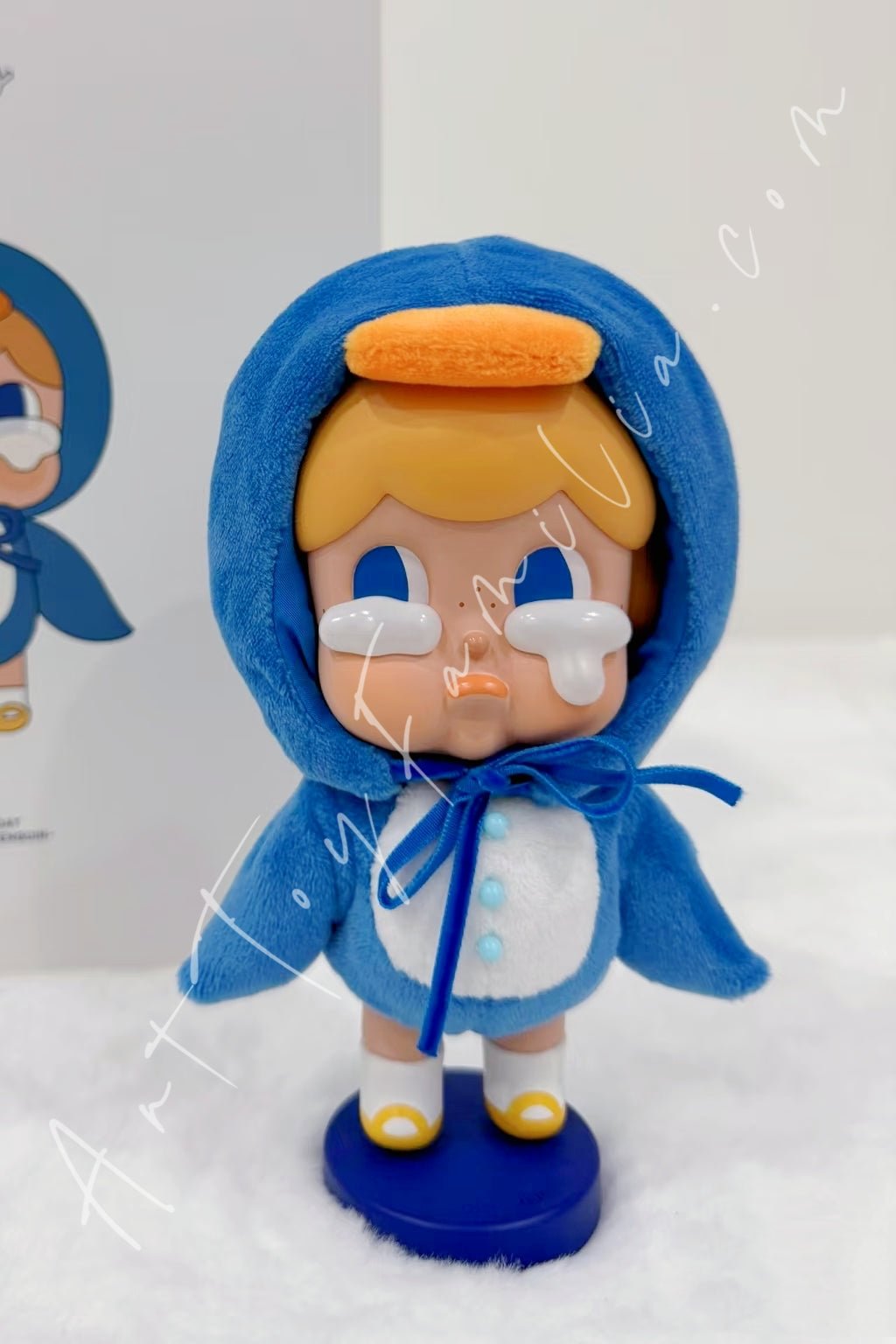 crybaby-crybuddy-200-sad-zoo-day-series-POP Mart Crybaby