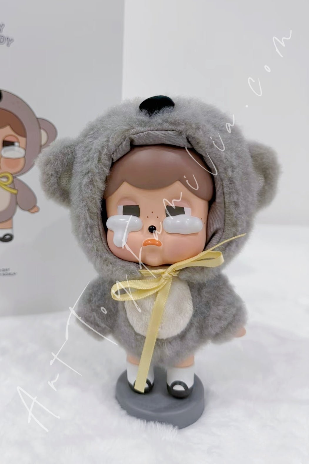 crybaby-crybuddy-200-sad-zoo-day-series-POP Mart Crybaby