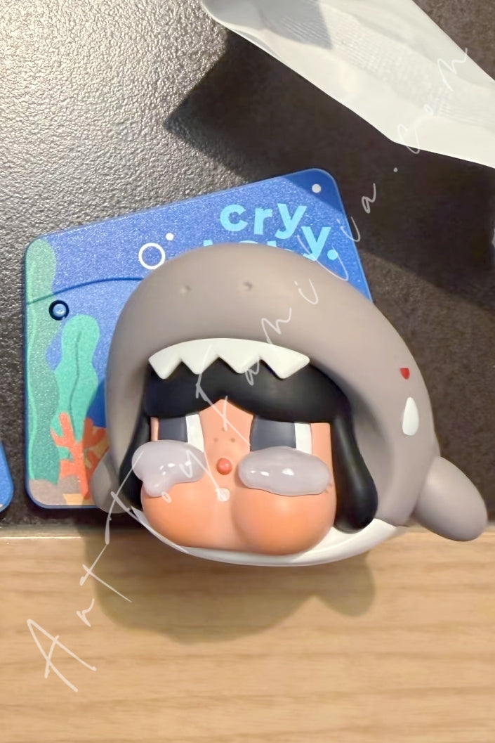 crybaby-cry-me-an-ocean-series-fridge-magnetPOP Mart Crybaby