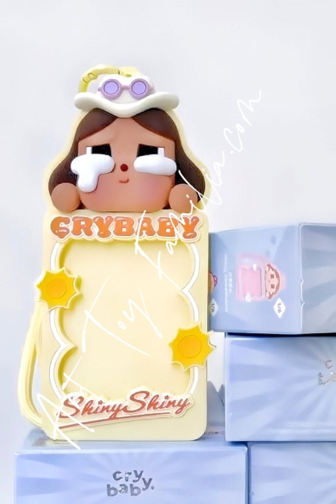 crybaby-shiny-shiny-series-card-holder-shiny-POP Mart Crybaby