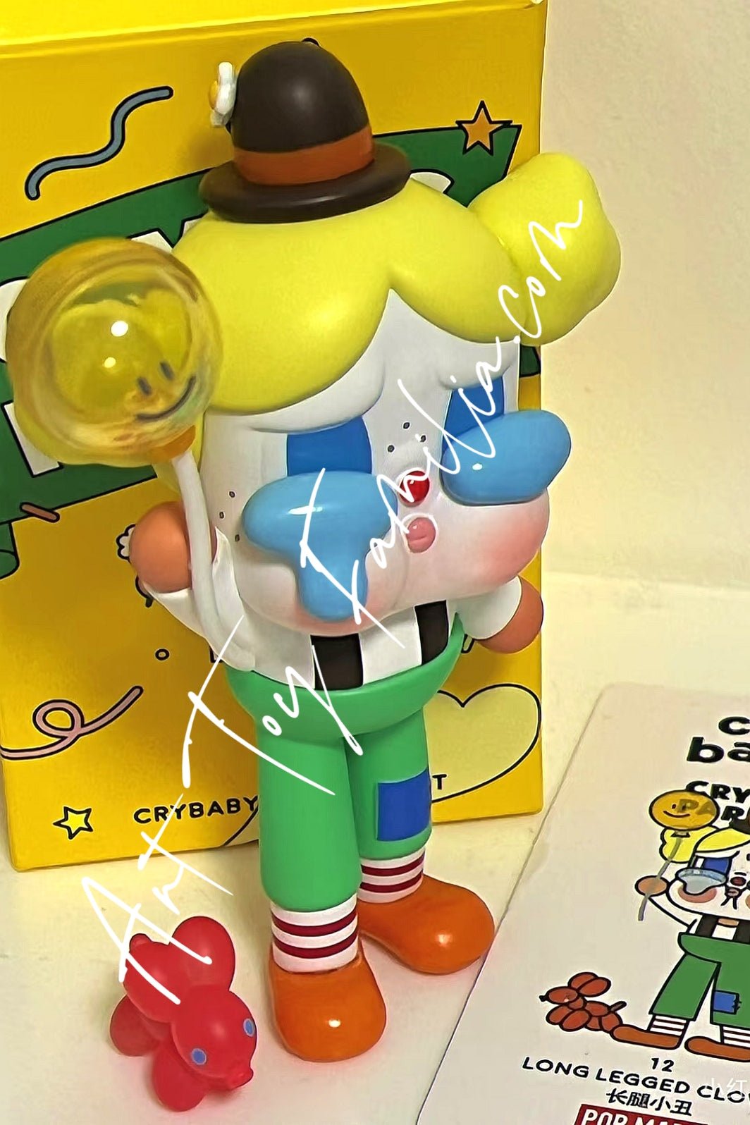 crybaby-crying-parade-series-POP Mart Crybaby